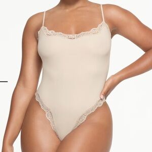 Skims Fits Everybody Corded Lace Bodysuit